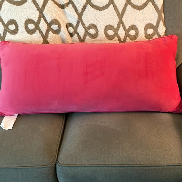 ✨Juicy Couture 💎BEAUTIFUL💎 bling logo body pillow NWT - Picture 9 of 13